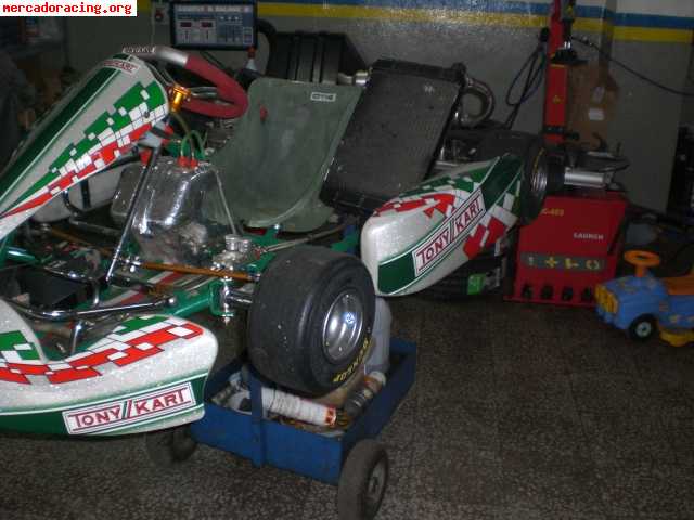 Se vende tony kart con iame kf3 ¡¡¡2.800euros!!!