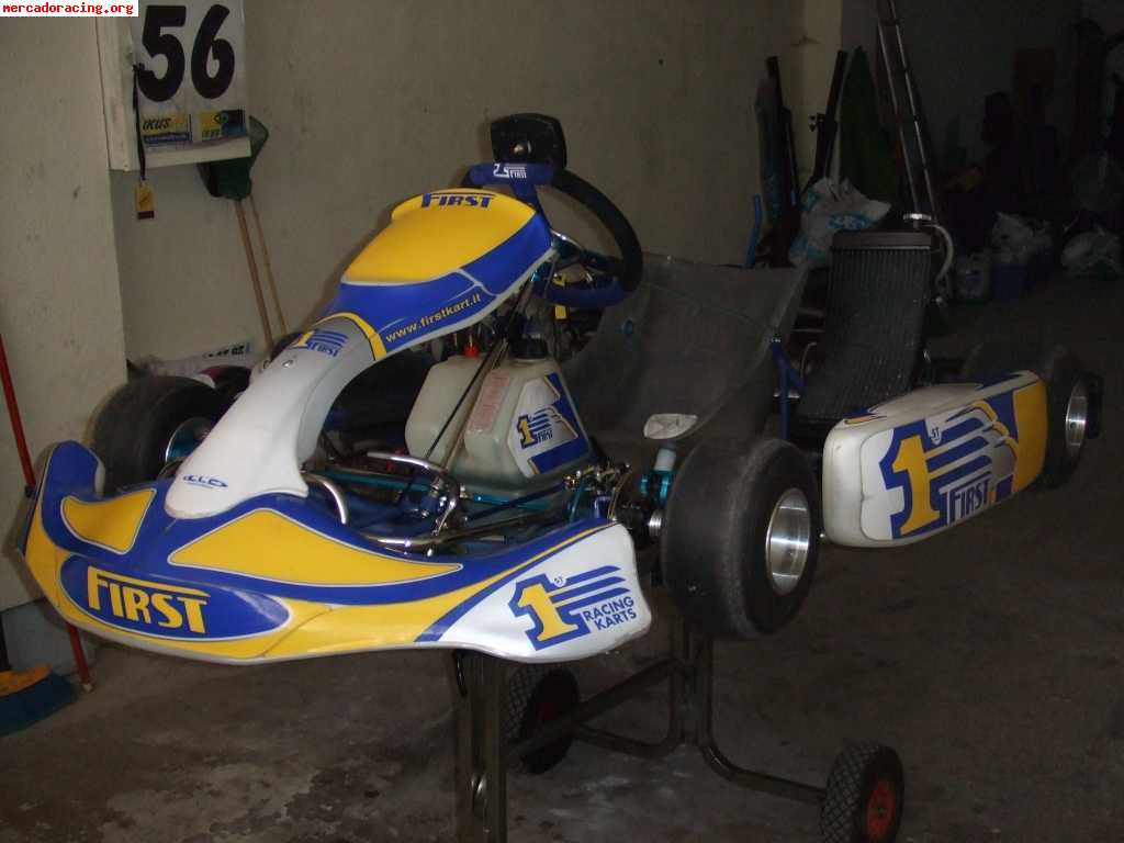 Se vende kart firts con motor crs icc 125cc 6 velocidades 
