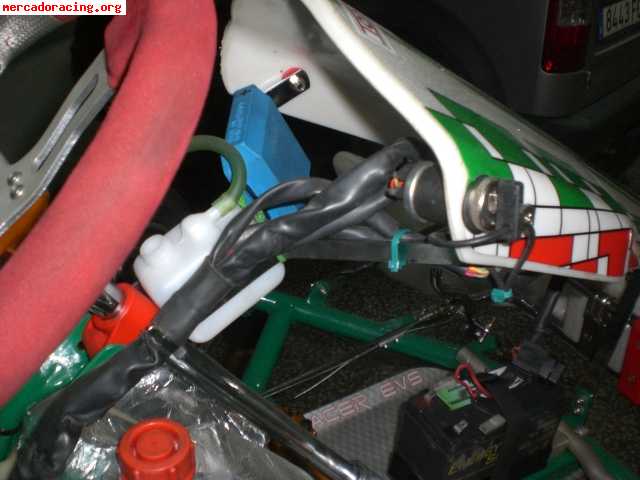 Se vende tony kart con motor iame xtr con poco uso