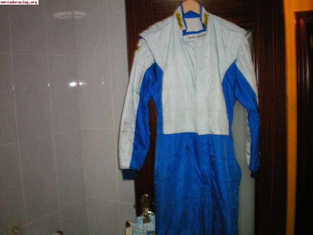 Vendo costillar  y traje para kart 