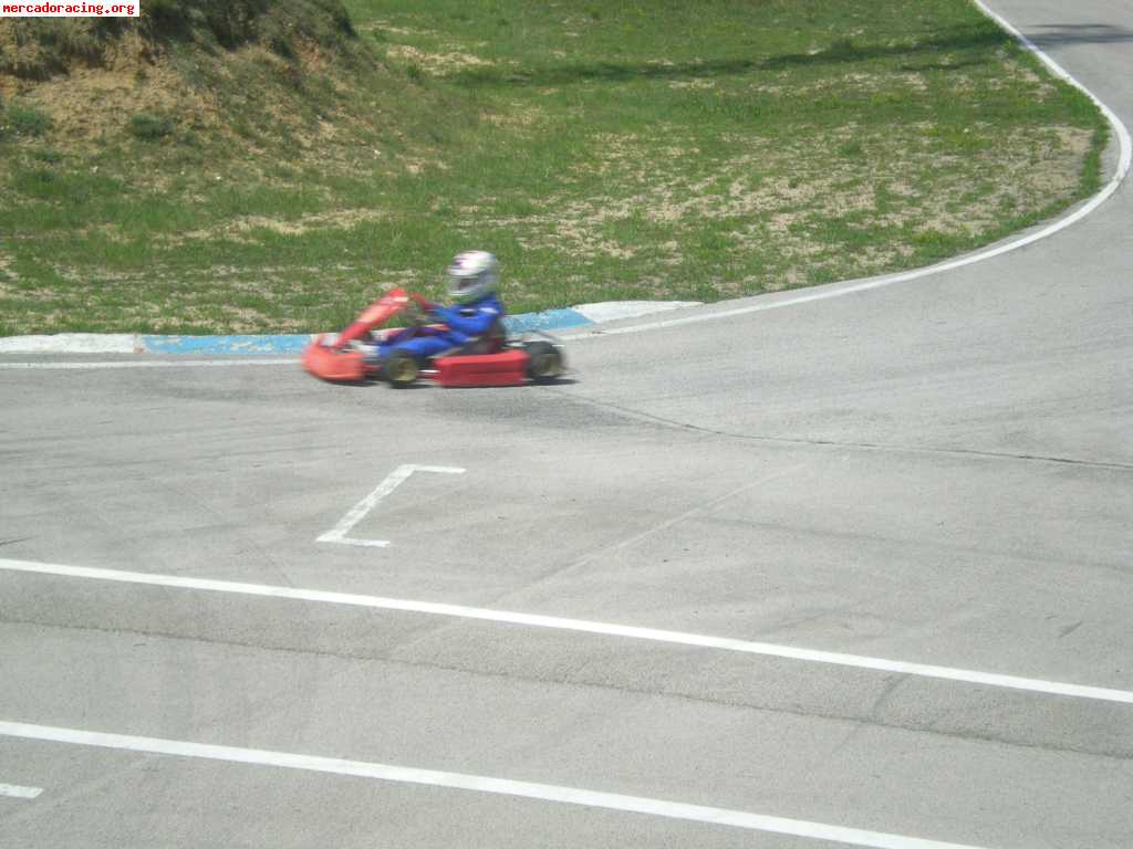  vendo kart ,cadete con motor comer 80,muy fiable y en buen 