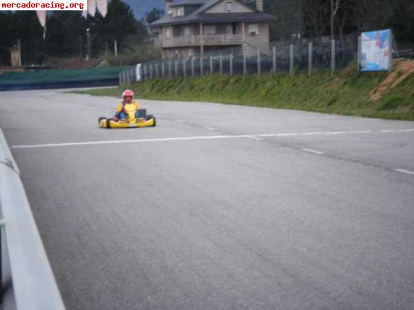 Se vende o se cambia por furgoneta