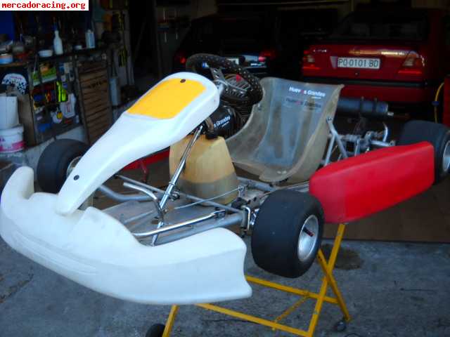 Se vende o se cambia kart 125 con motor italsistem com embra