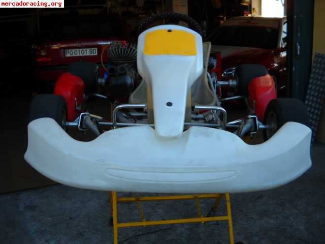 Se vende o se cambia kart 125 con motor italsistem com embra