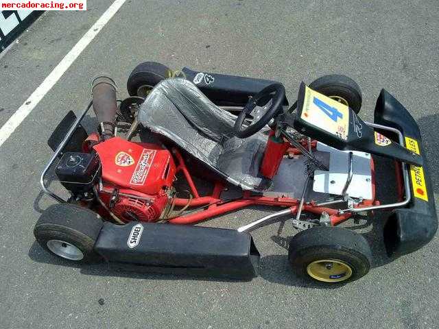 Se vende kart infantil 160cc 4t seminuevo.