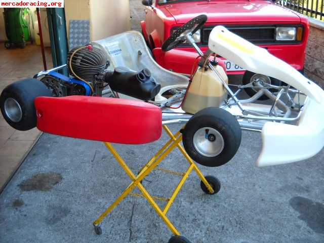 Se vende kart 125 con embrague con motor gripao