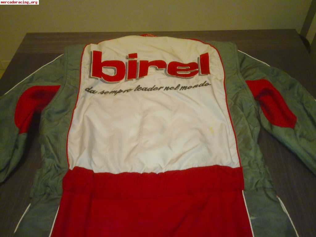 Vendo mono y chaqueta birel