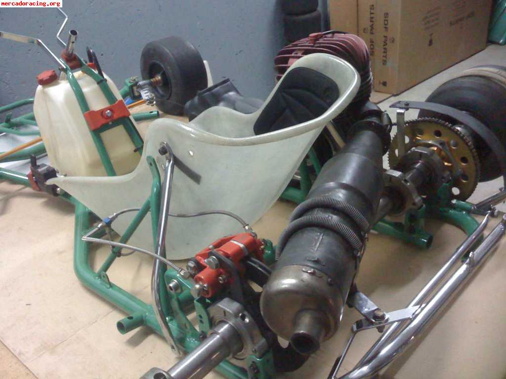 Se vende o se cambia tony kart