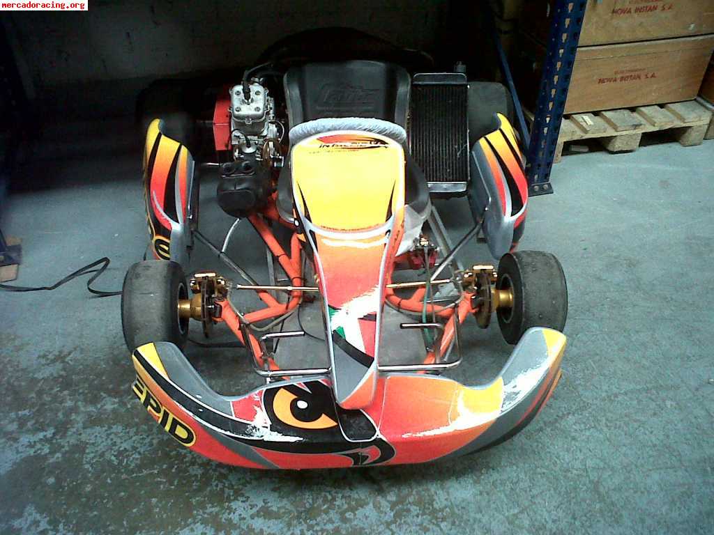 Se vende kart intrepid motor vortex rok