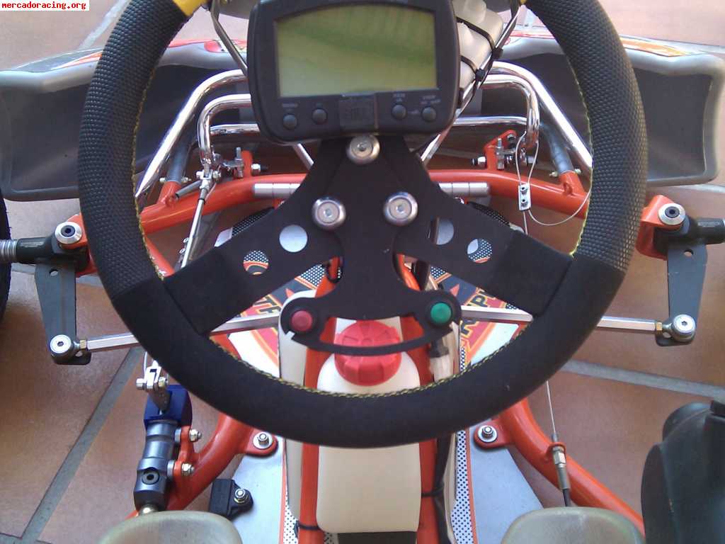 En venta 2 karts intrepid competición alevin -by faluga-