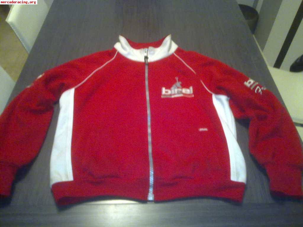 Vendo mono y chaqueta birel