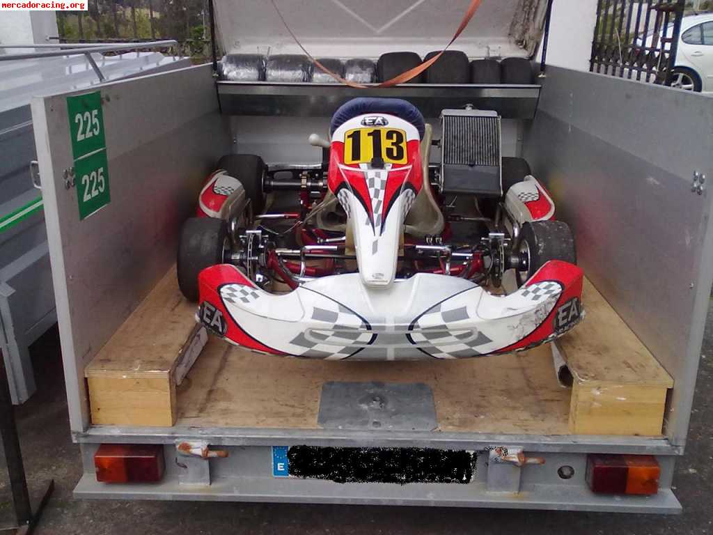 Vendo remolque cerrado para un kart