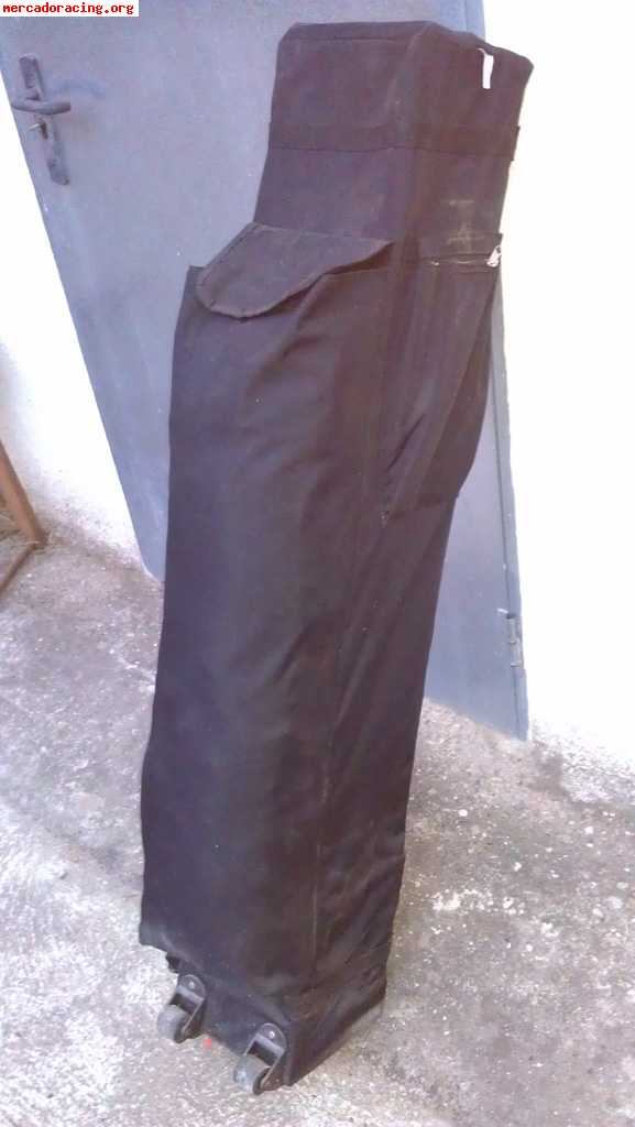 Vendo carpa para karting o motos