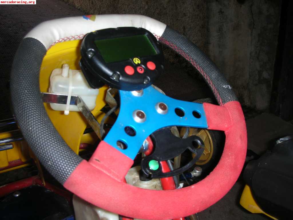 Vendo o cambio kart de competicion pre junior escucho oferta