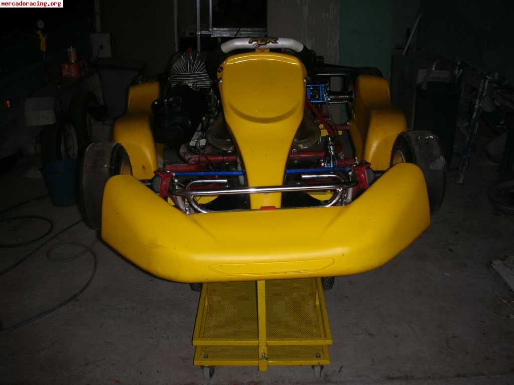 Vendo o cambio kart de competicion pre junior escucho oferta