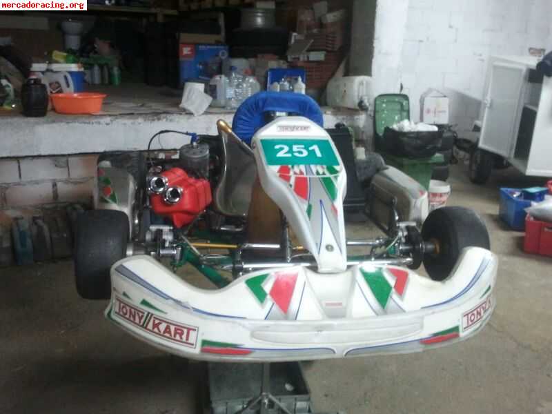 Se vende tony kart kz2