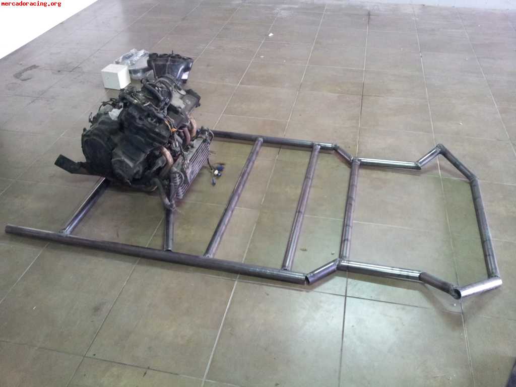 Chasis kart con motor 600cc. (600€)