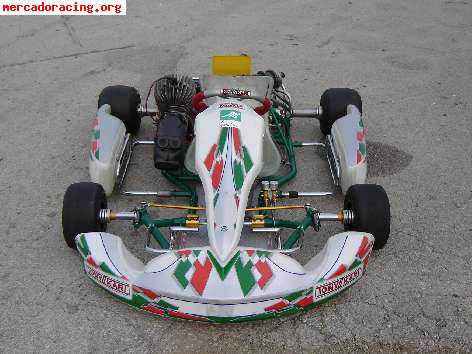 Se vende kart tony kart