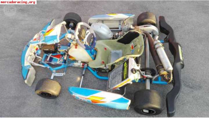 Se vende fa kart del año 2010 en perfecto estado.