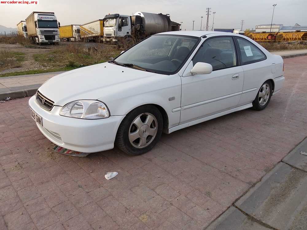 Se vende o cambia civic coupe 1.6i ls 