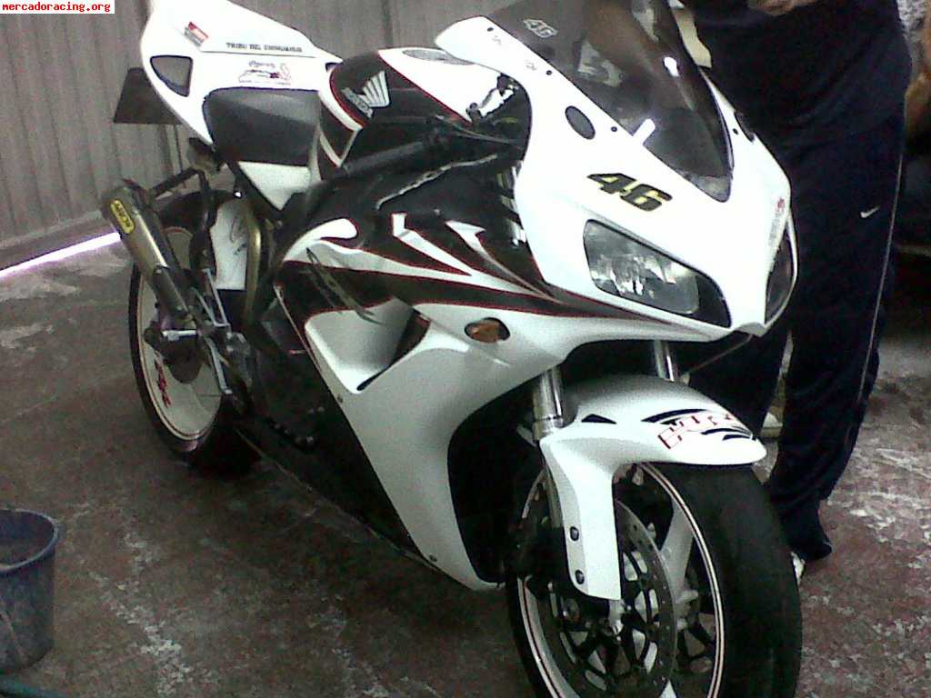 Honda cbr 1000rr cn muxos extras