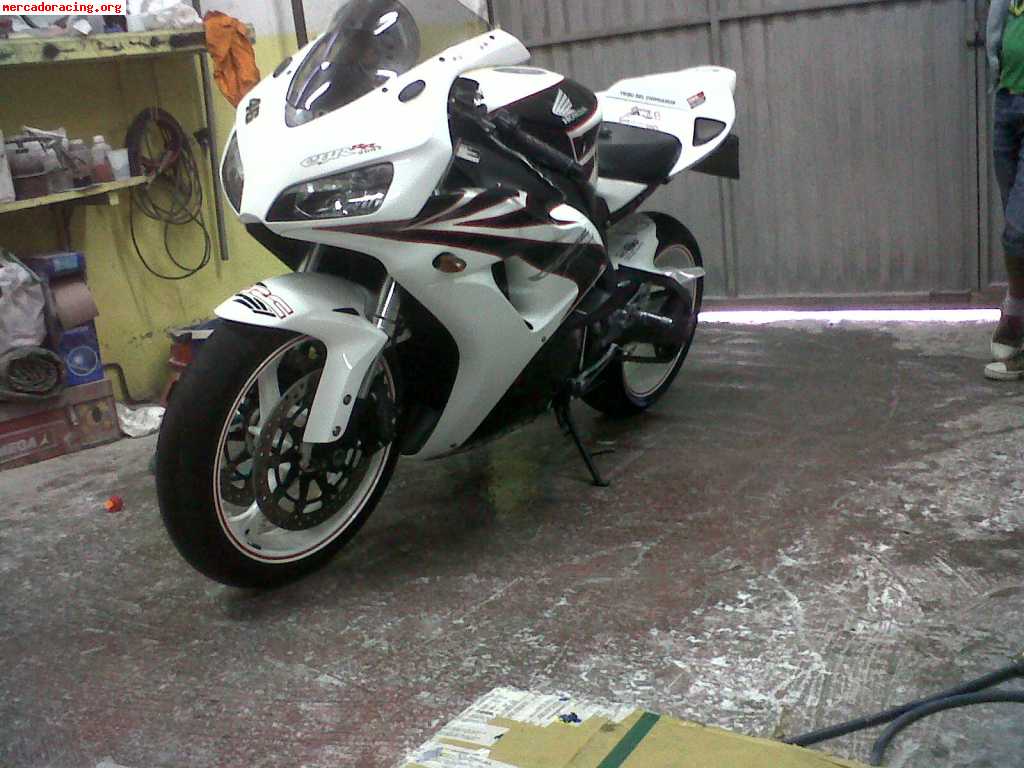 Honda cbr 1000rr cn muxos extras