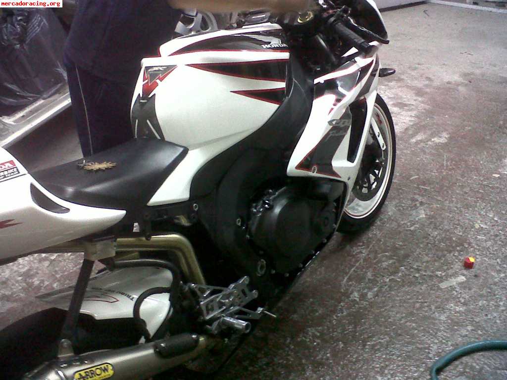 Honda cbr 1000rr cn muxos extras