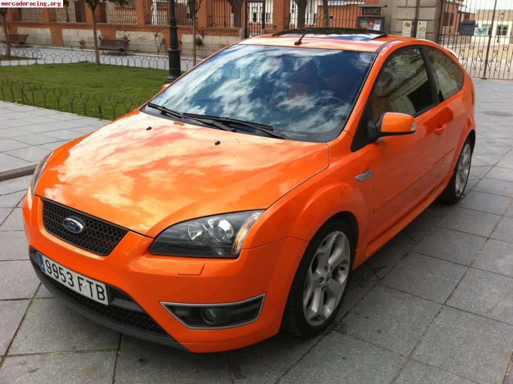 Ford focus 2.5 st racing orang con garantia año2007 12.500 €