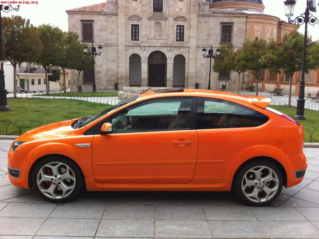 Ford focus 2.5 st racing orang con garantia año2007 12.500 €