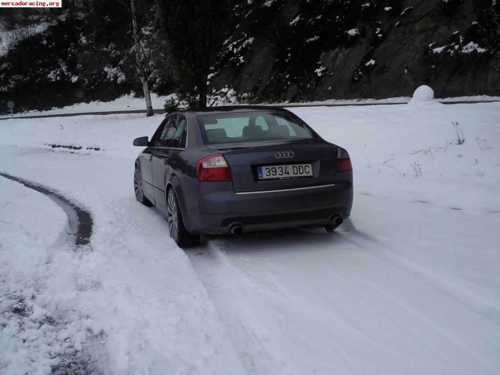 Audi a4 2.5 tdi 180c.v quattro se vende o cambia
