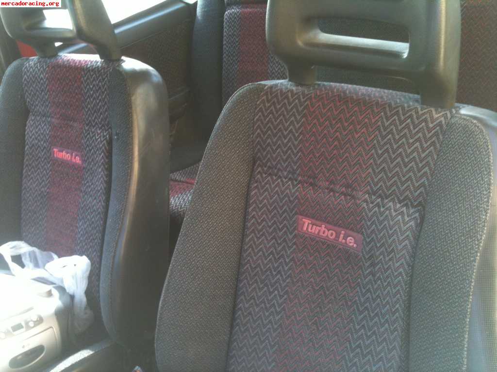 Se vende o cambia fiat uno turbo