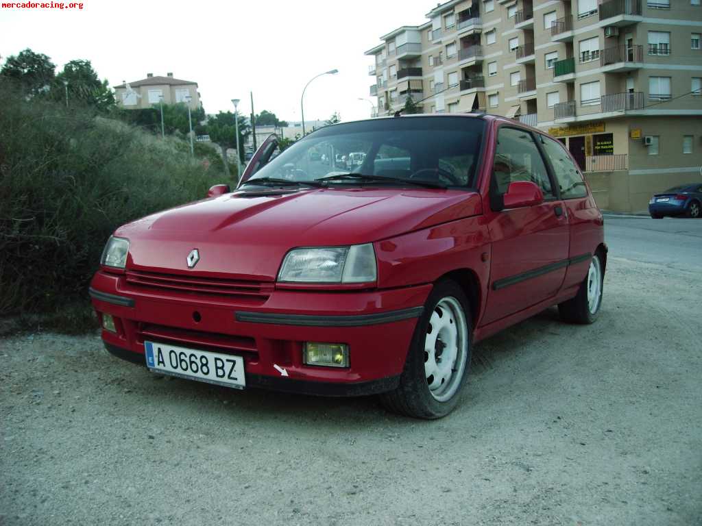 Clio 16 v