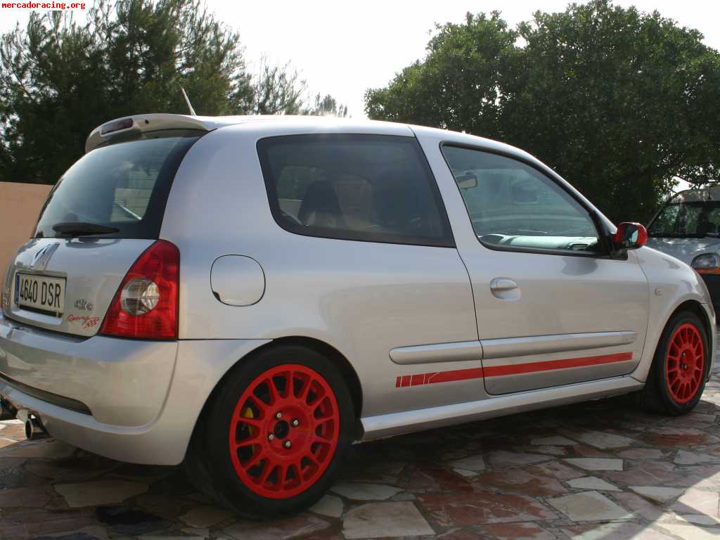 Clio rs182cv-8800eur-39000kms(muy racing)