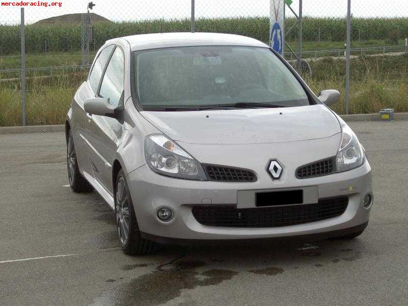 Clio f1 team r27