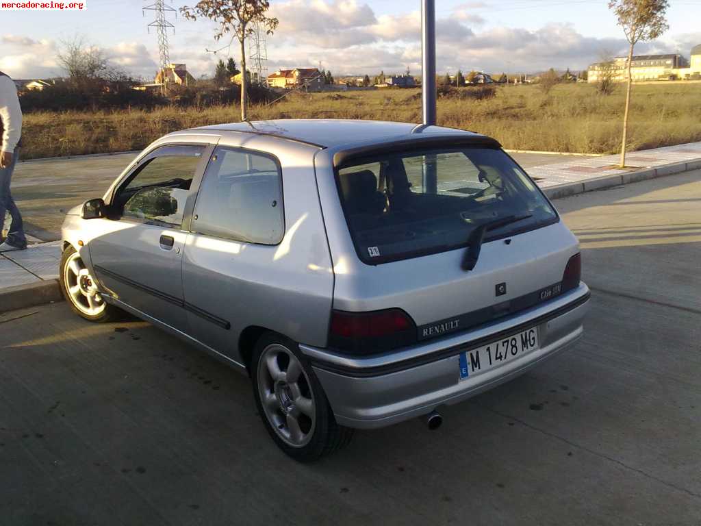 Clio 1.8 16v 