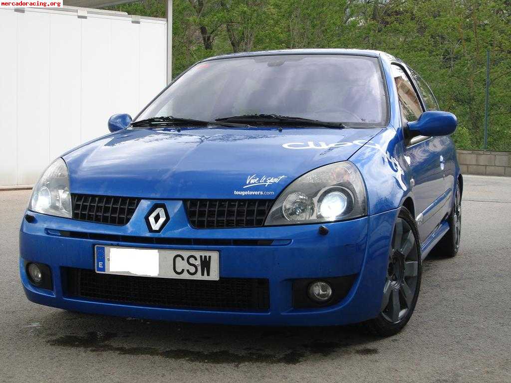 Renault clio renault sport 182  -04  (6000€!!)