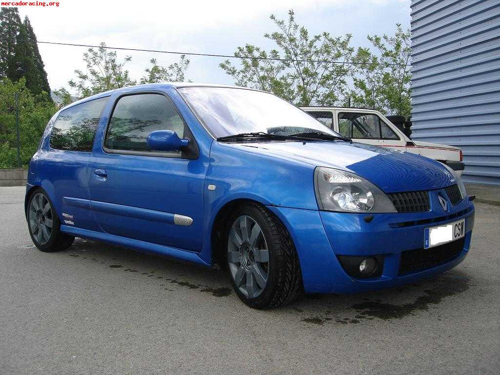 Renault clio renault sport 182  -04  (6000€!!)