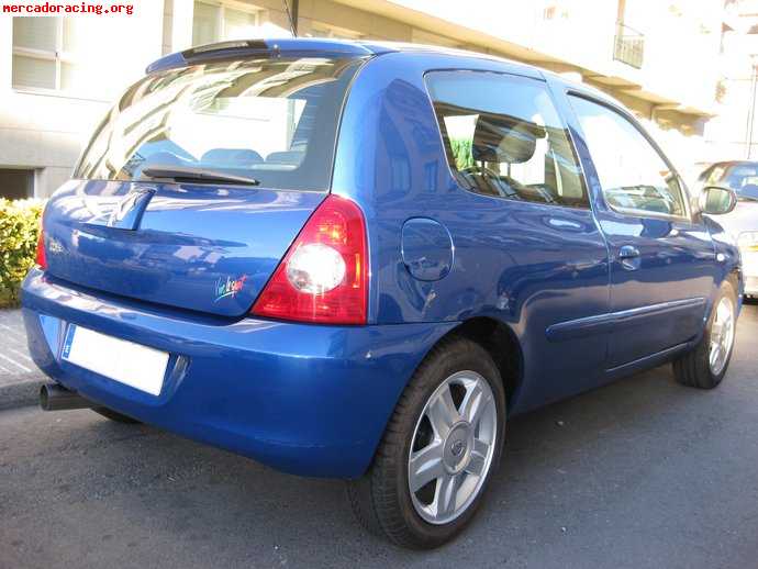 Se vende o cambia renault clio campus 1.2 16v azul renault s