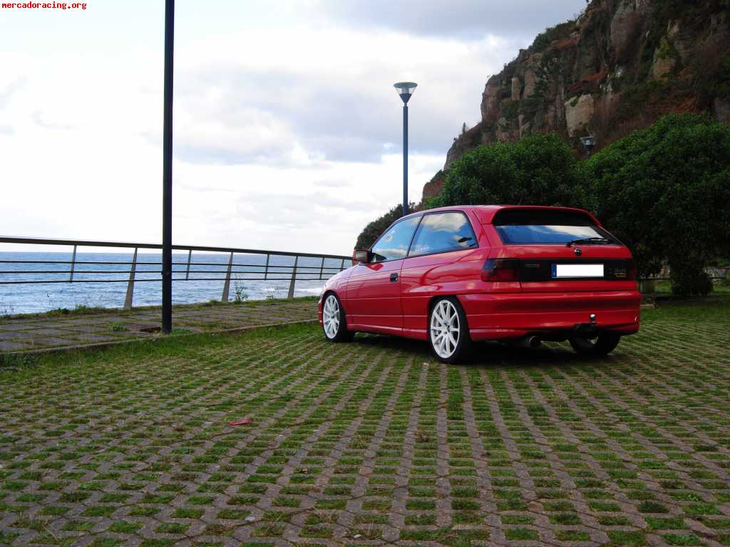 Se vende opel astra gsi