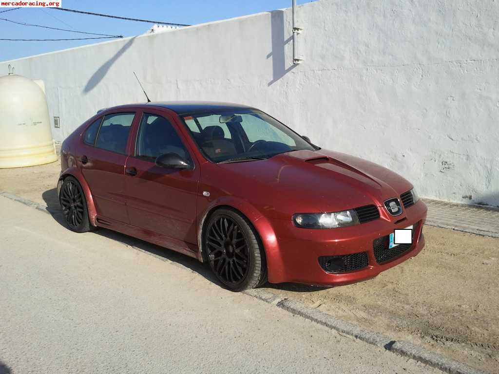 Se vende o se cambia leon cupra r 225cv 2004