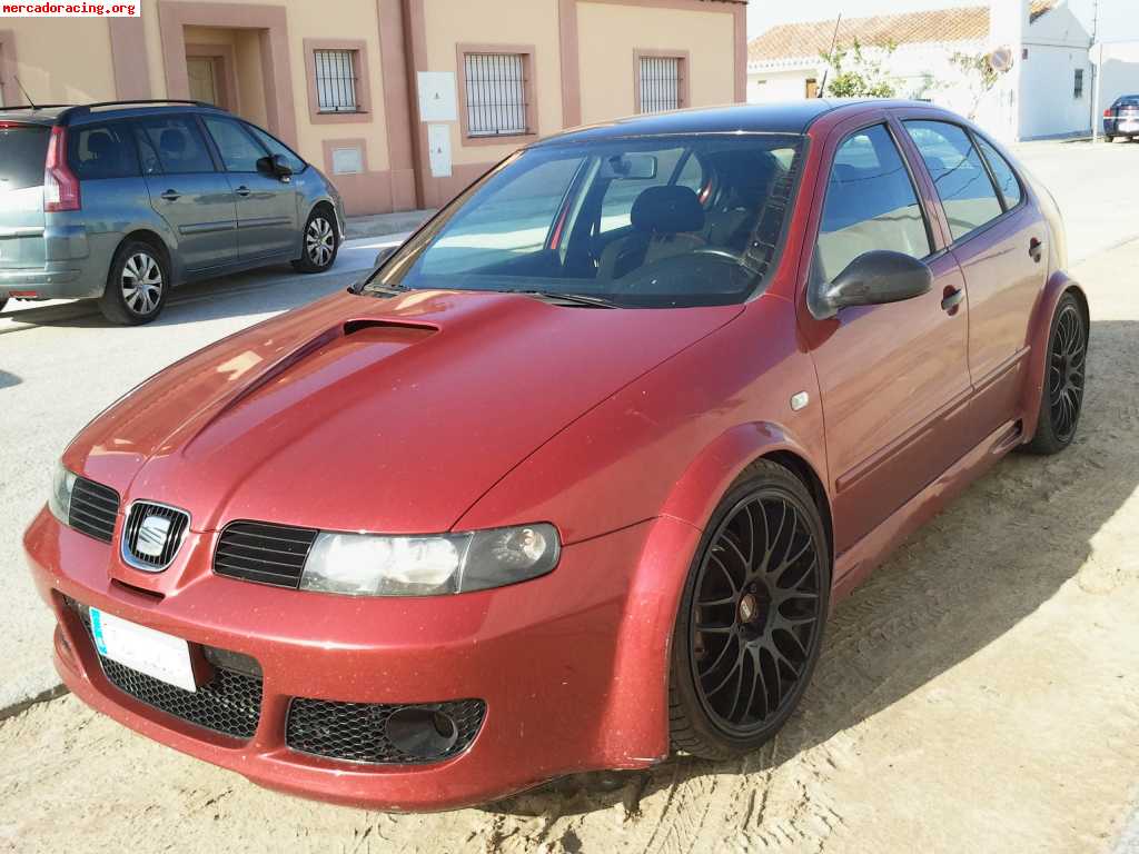 Se vende o se cambia leon cupra r 225cv 2004