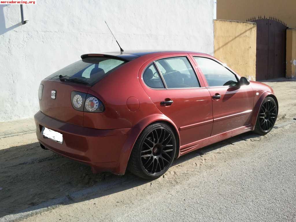 Se vende o se cambia leon cupra r 225cv 2004