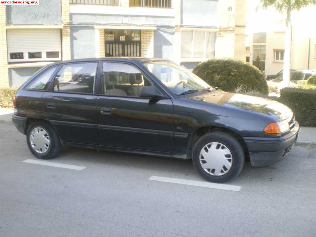 Vendo opel astra 1.6i