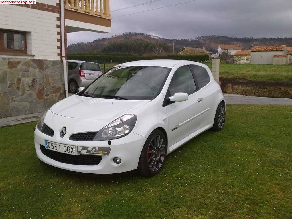 Renault clio sport f1 team r-27 (serie numerada)