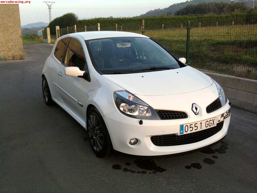 Renault clio sport f1 team r-27 (serie numerada)