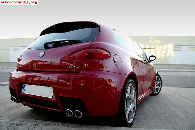 Vendo alfa romeo 147 gta(3200cc v6 250cv) con 8000 kmts real