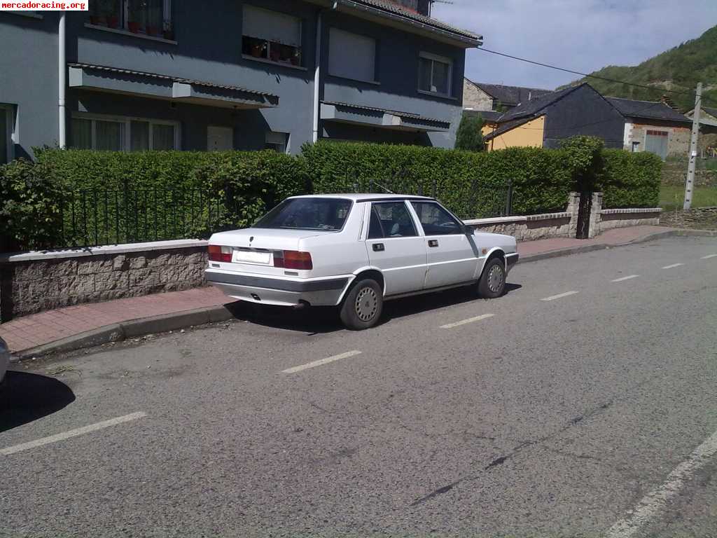 Lancia prisma 250€