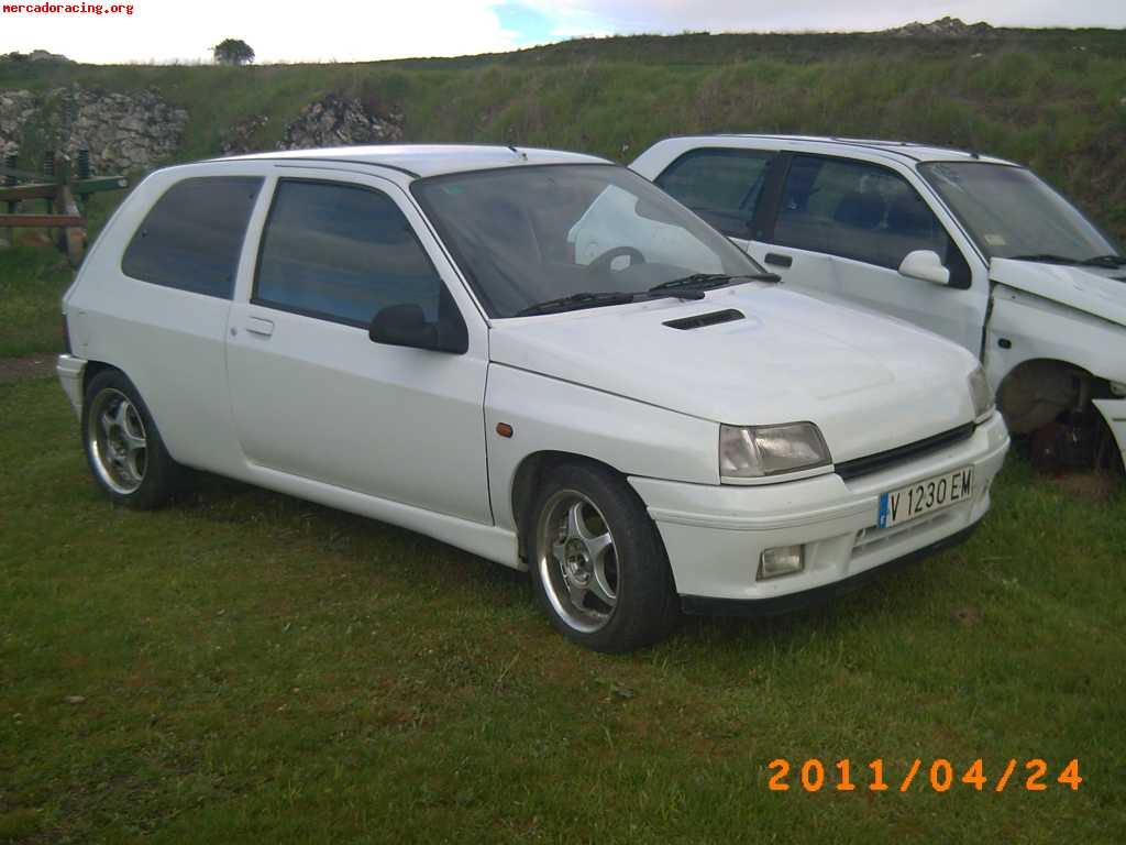 Renault clio 1.8 con carroceria del 16v