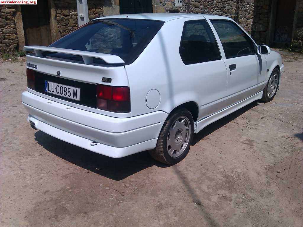 Se vende r19 16v