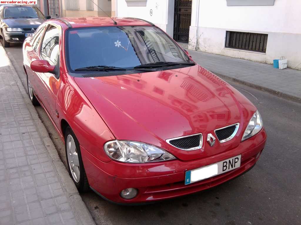 Se vende o se cambia renault megane coupe  1.6, 16v, 110cv